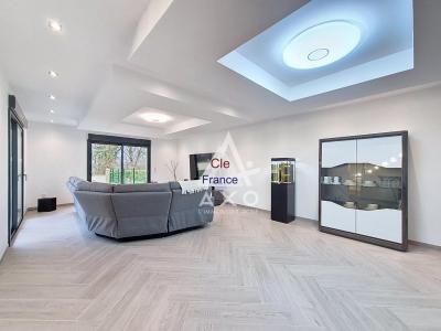 Detached Country House with Open Views