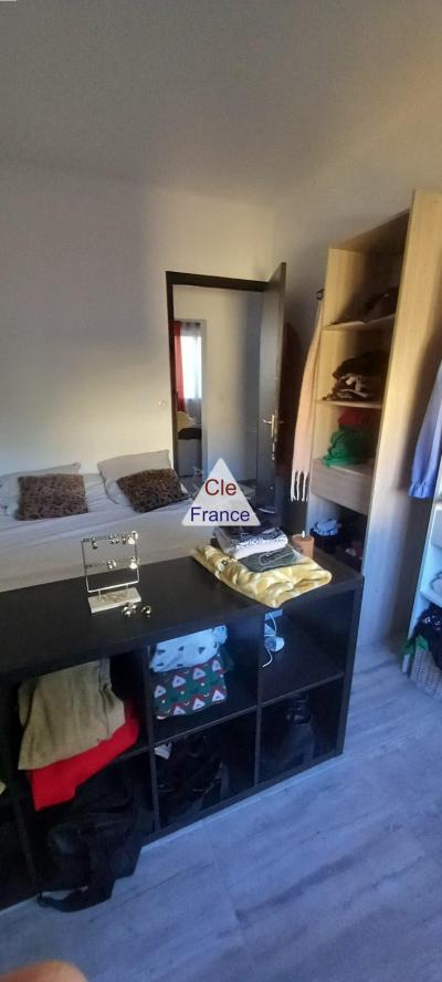 Detached House with Garden