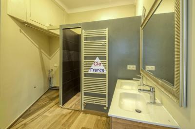 Beautiful Apartment with Character