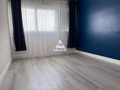 Apartment with Views from the Balcony