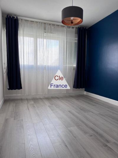 Apartment with Views from the Balcony