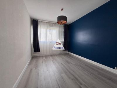 Apartment with Views from the Balcony