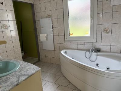 Detached House With Garden And Outbuilding