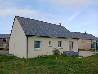Detached House with Landscaped Garden