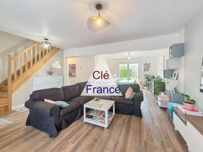 Detached House with Landscaped Garden