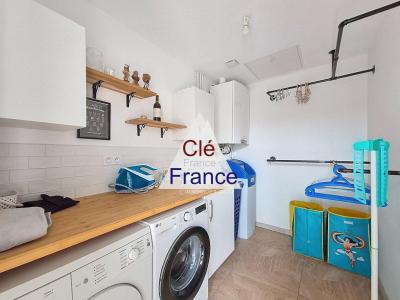 Detached House with Landscaped Garden