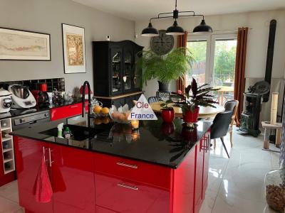 Charming Family Home with Garden