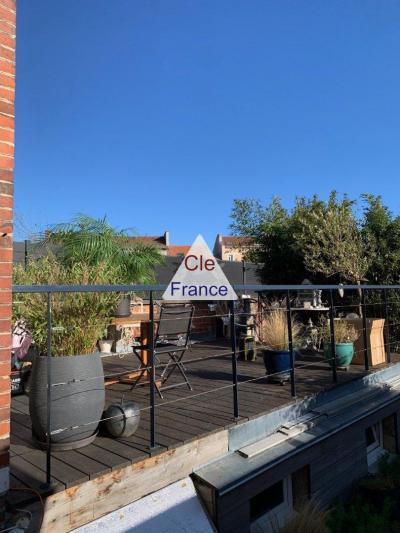 Charming Family Home with Garden