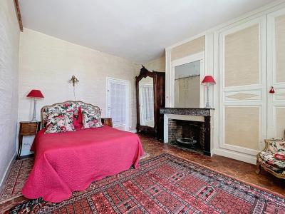 Manor House with Elegant Interiors