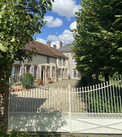 Manor House with Elegant Interiors