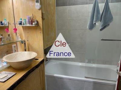 Village House in Very Good Condition Throughout