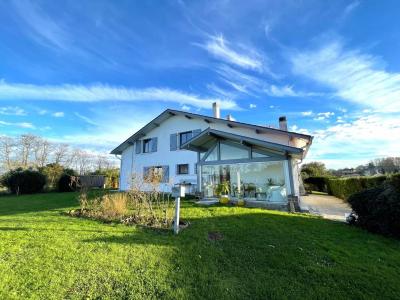 Spacious Detached House With Guest Gite