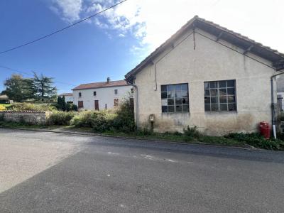 Detached Country House with Outbuilding