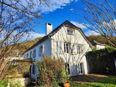 Charming Country Home With Garden One Hour From The Ski Station