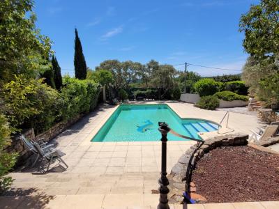 Detached Villa With Swimming Pool