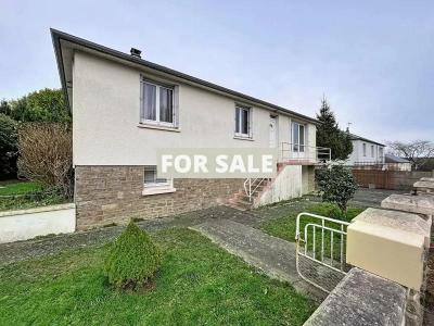 Detached House with Garden
