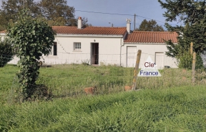 Maison 3 Chambres, 3 Garages, Grange A