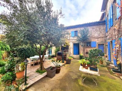 Charming Bourgeoise House With Much Much More