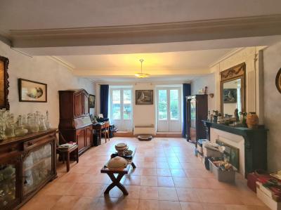 Charming Bourgeoise House With Much Much More