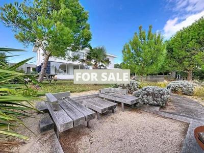 Spectacular Detached Villa with Open Sea View