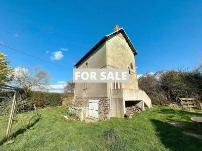 Detached House with Garden