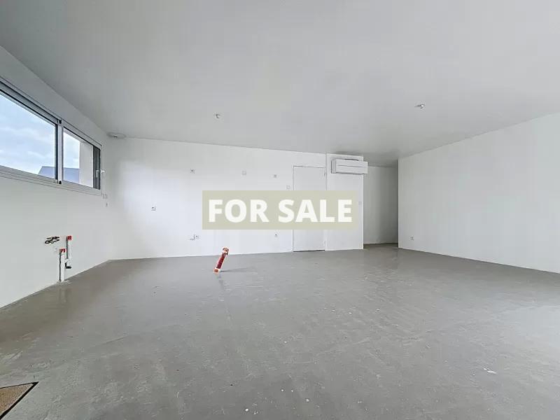 New Build Detached House with Garden