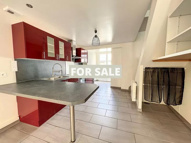 Town House with Neat Garden