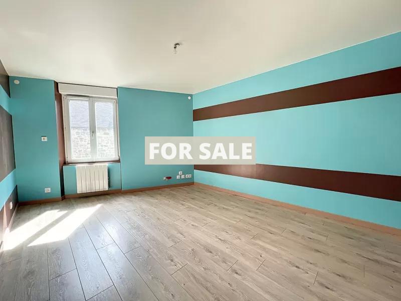 Town House with Neat Garden