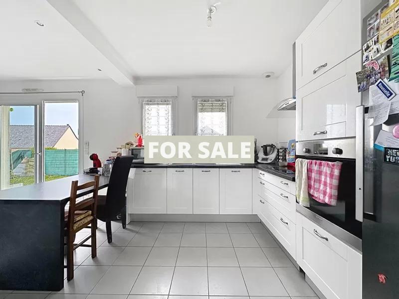Nice Family Home with Garden in Town