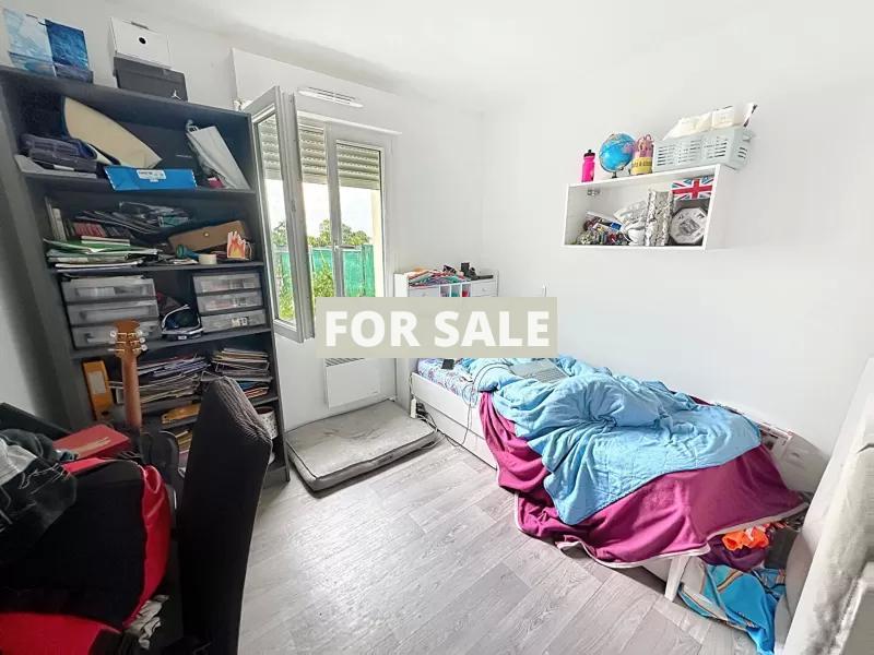 Nice Family Home with Garden in Town