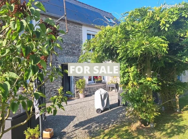 Detached Country House with Open Views