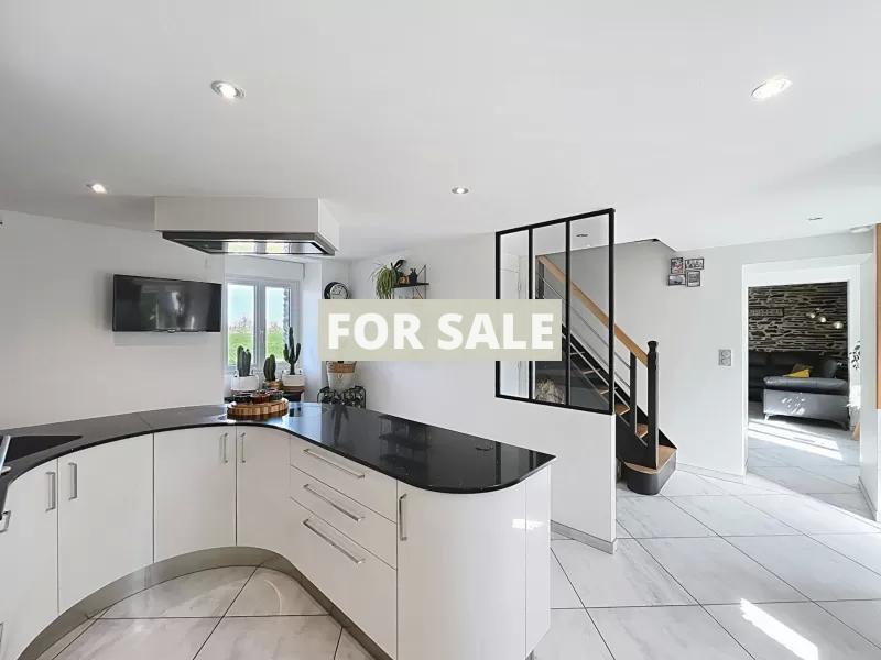 Detached Country House with Open Views
