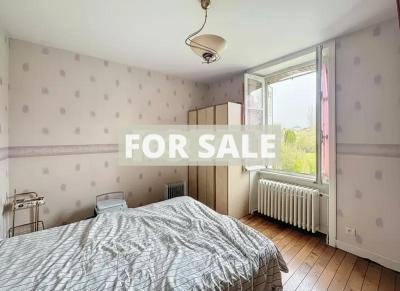 Manor House and Huge Outbuildings