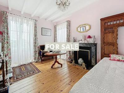 Detached House with Garden by the Coast