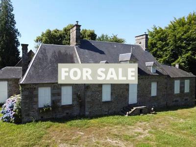 Detached Country House with Outbuilding