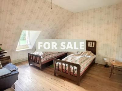 Detached Country House with Outbuilding