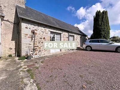 Detached House with Landscaped Garden