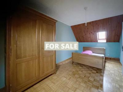 Detached House with Garden by the Coast