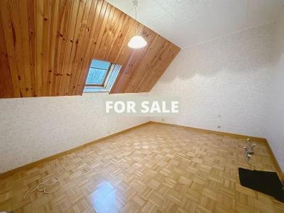 Detached House with Garden by the Coast