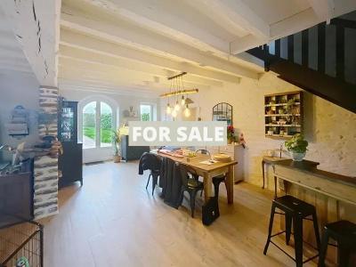 Detached Country House with Landscaped Garden