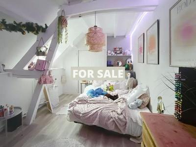 Detached Country House with Landscaped Garden