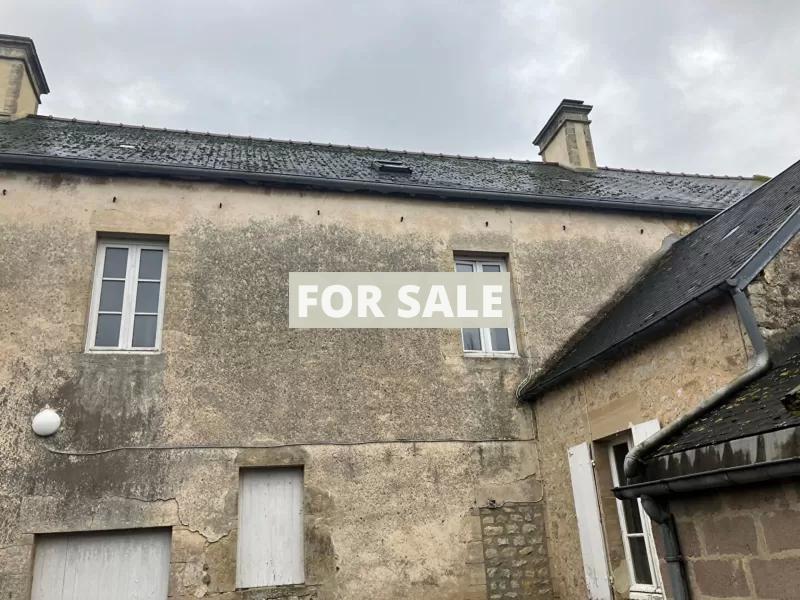 Traditional House with Garden Close to the Coast