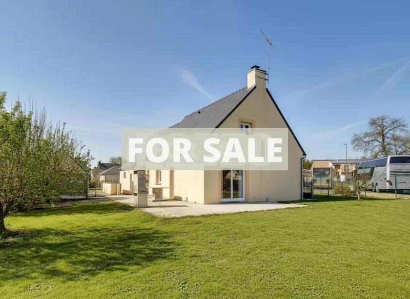 Contemporary Detached House by the Coast