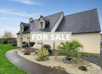 Contemporary Detached House by the Coast