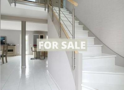 Contemporary Detached House by the Coast