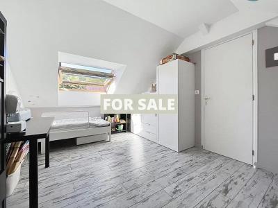 Detached House with Family Garden