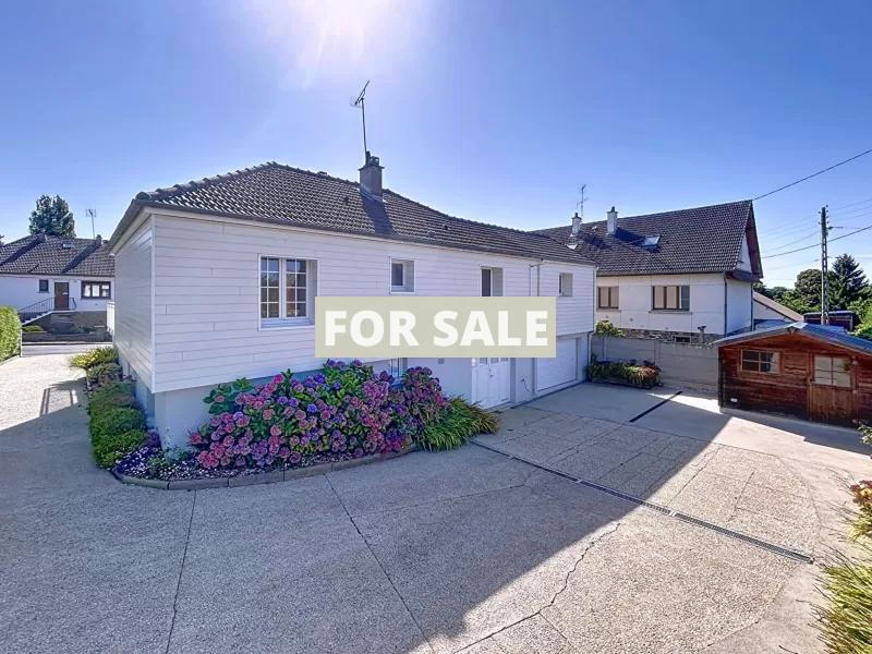 Detached House with Garden