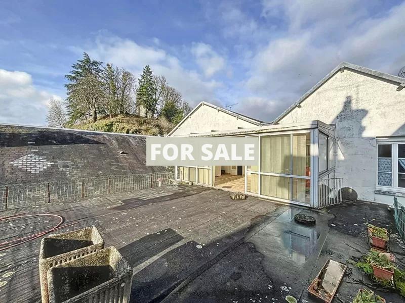 House with Character and Garden