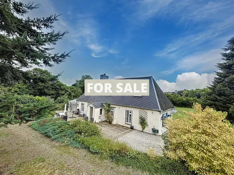 Detached Country House with Open Views