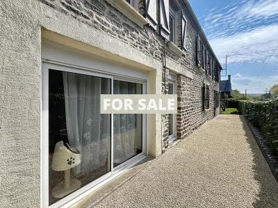 Detached House with Garden